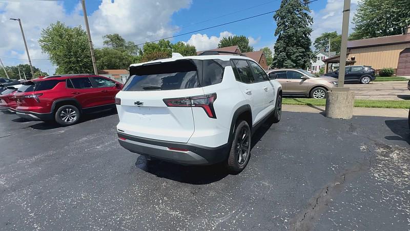 new 2026 Chevrolet Equinox car, priced at $33,415
