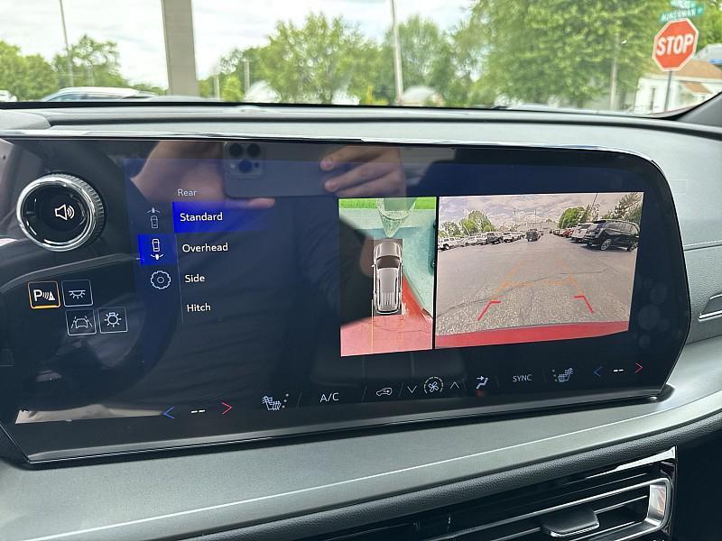 new 2025 Chevrolet Traverse car, priced at $43,865