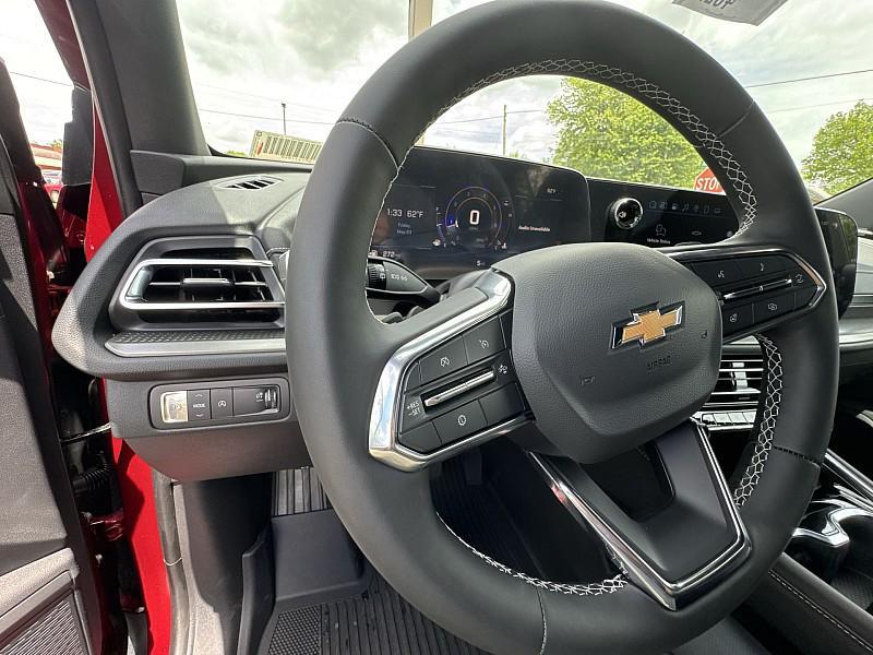 new 2025 Chevrolet Traverse car, priced at $43,865