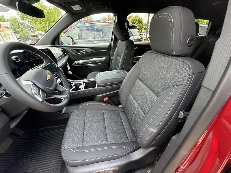 new 2025 Chevrolet Traverse car, priced at $43,865