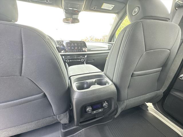 new 2025 Chevrolet Traverse car, priced at $43,865
