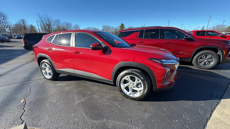 new 2026 Chevrolet Trax car, priced at $25,125