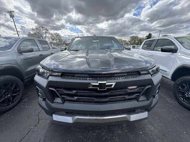 new 2025 Chevrolet Colorado car, priced at $45,270