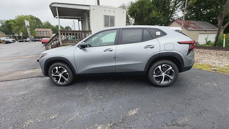 new 2025 Chevrolet Trax car, priced at $25,445