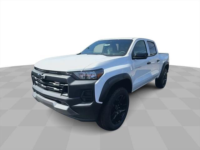 new 2024 Chevrolet Colorado car, priced at $43,955