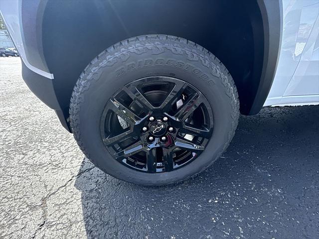 new 2024 Chevrolet Colorado car, priced at $43,955