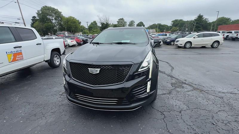 used 2022 Cadillac XT5 car, priced at $30,988