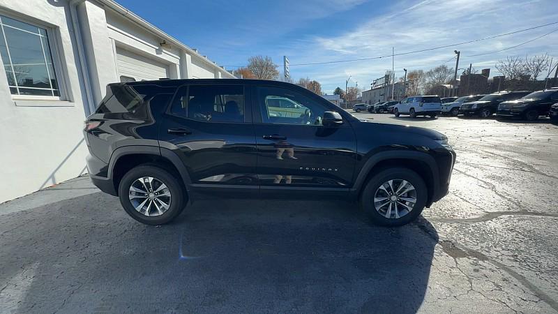 new 2026 Chevrolet Equinox car, priced at $33,815