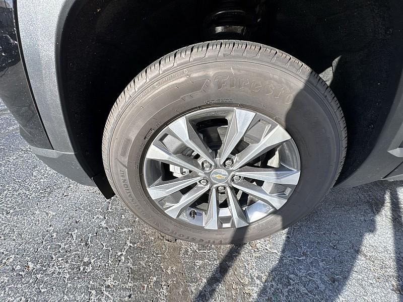 new 2026 Chevrolet Equinox car, priced at $33,815