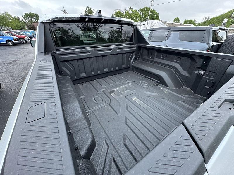 new 2025 GMC HUMMER EV Pickup car, priced at $109,740