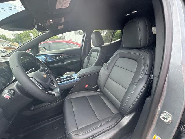 new 2025 Chevrolet Equinox EV car, priced at $44,760