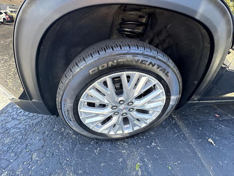 new 2025 GMC Acadia car, priced at $50,175