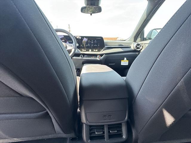 new 2026 Chevrolet Equinox car, priced at $29,995