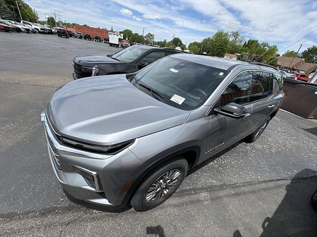 new 2025 Chevrolet Traverse car, priced at $43,370
