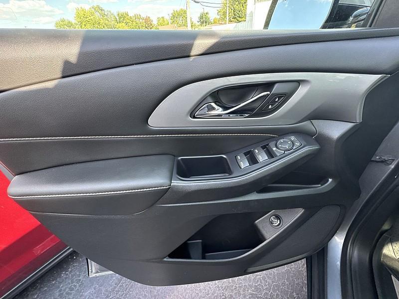 used 2020 Chevrolet Traverse car, priced at $21,988
