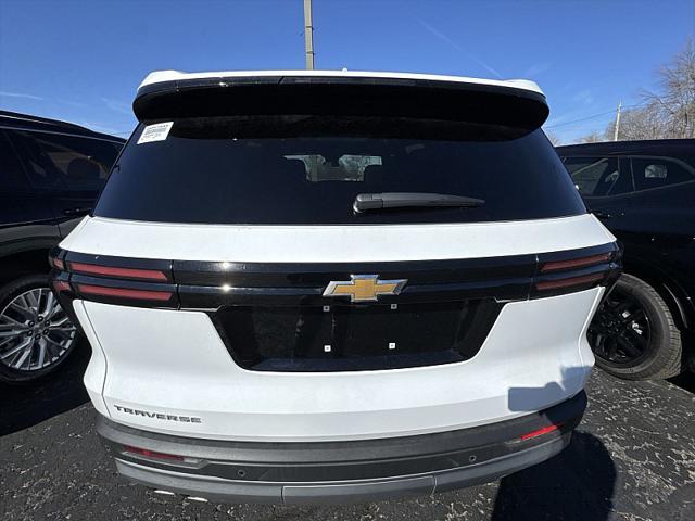 new 2025 Chevrolet Traverse car