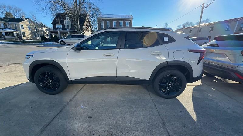 new 2026 Chevrolet Trax car, priced at $28,650