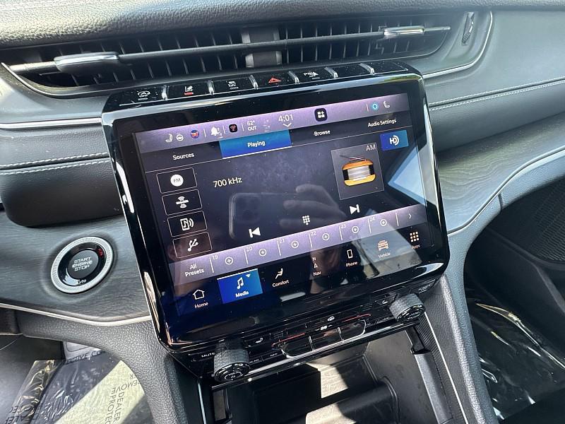 used 2024 Jeep Grand Cherokee car, priced at $39,988