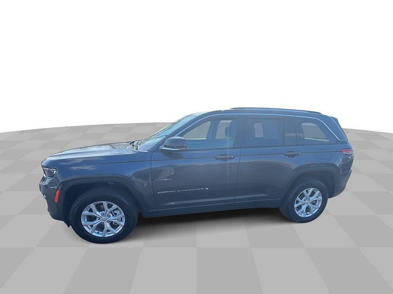 used 2024 Jeep Grand Cherokee car, priced at $39,988