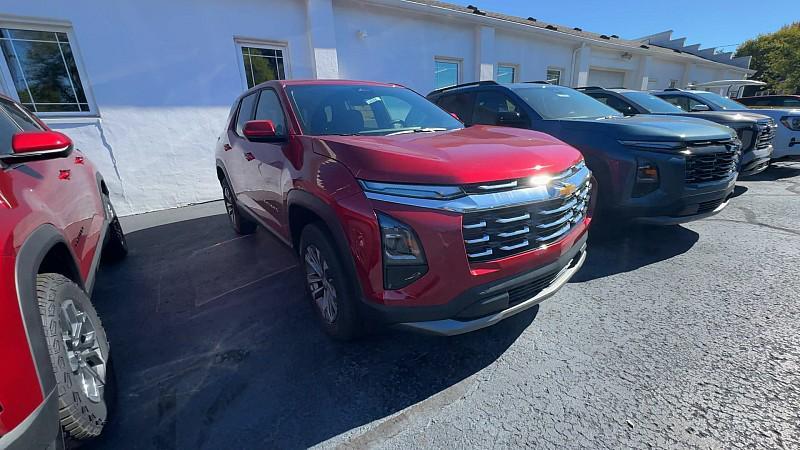 new 2026 Chevrolet Equinox car, priced at $31,315