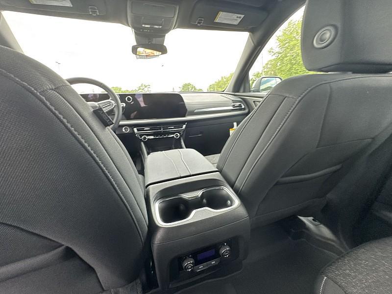 new 2025 Chevrolet Traverse car, priced at $45,244