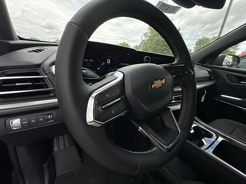 new 2025 Chevrolet Traverse car, priced at $45,244