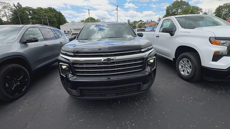 new 2025 Chevrolet Traverse car, priced at $46,295