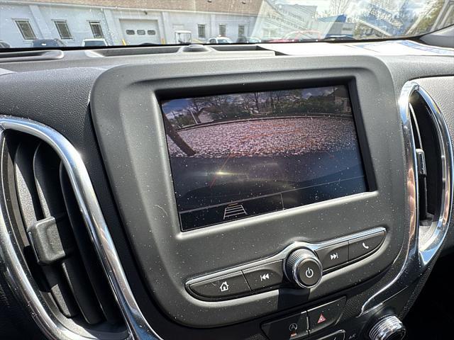 used 2022 Chevrolet Equinox car, priced at $21,988