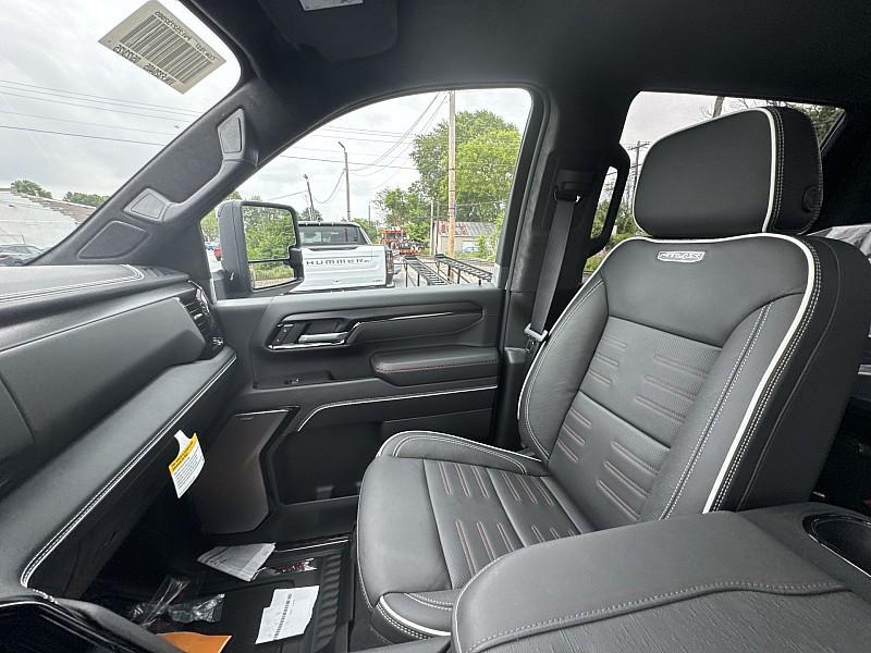 new 2025 GMC Sierra 2500 car, priced at $86,670