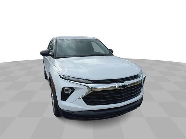 new 2025 Chevrolet TrailBlazer car, priced at $26,180