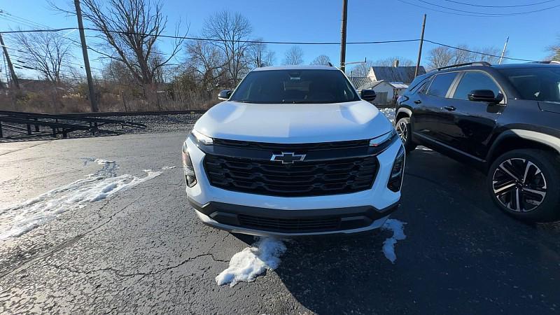 new 2026 Chevrolet Equinox car, priced at $31,540