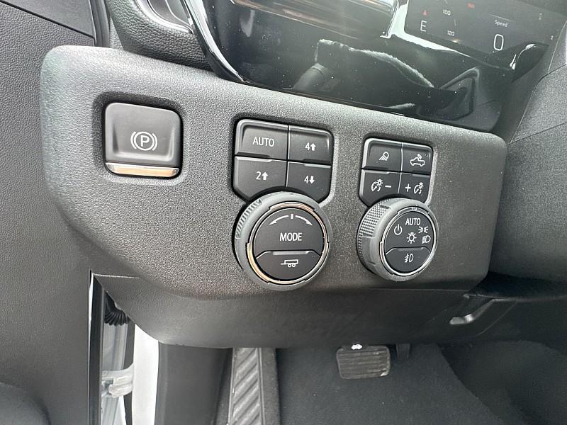 new 2025 Chevrolet Silverado 2500 car, priced at $66,770