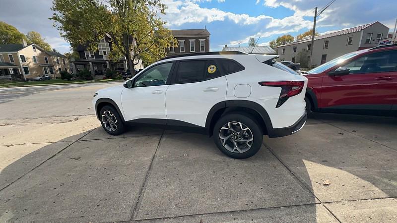 new 2026 Chevrolet Trax car