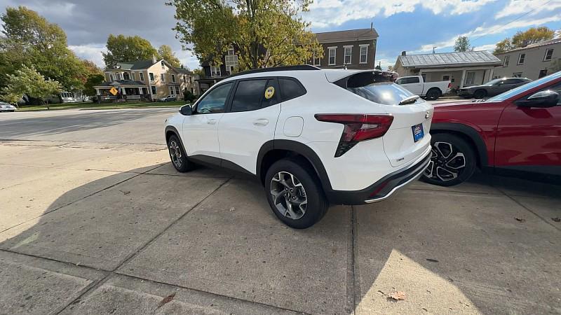 new 2026 Chevrolet Trax car