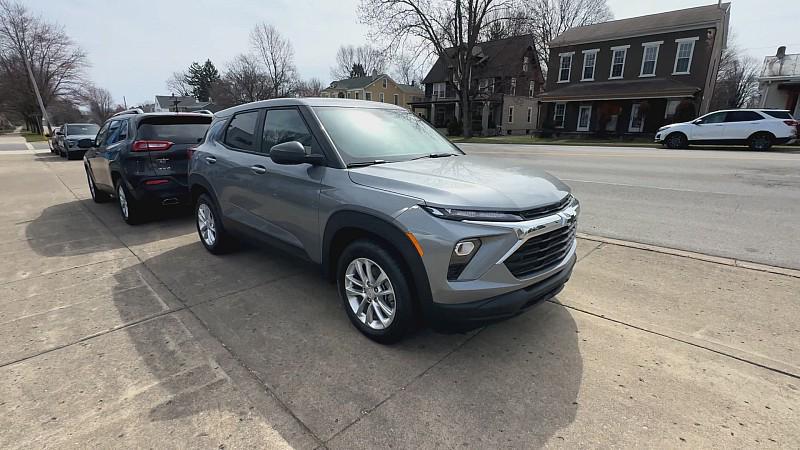 new 2025 Chevrolet TrailBlazer car, priced at $26,180