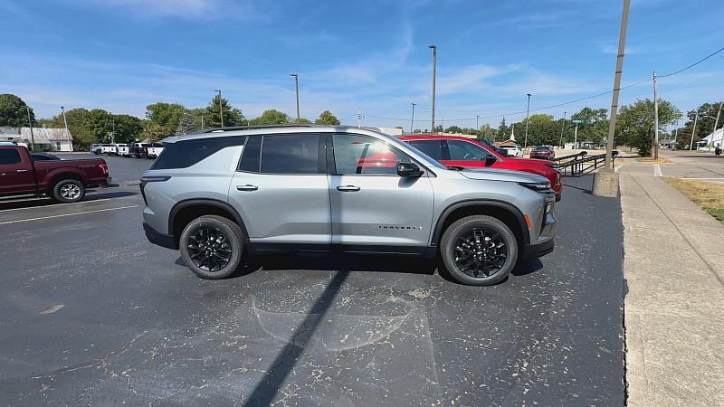 new 2026 Chevrolet Traverse car, priced at $46,500