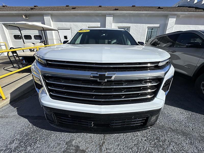 new 2026 Chevrolet Traverse car, priced at $62,760