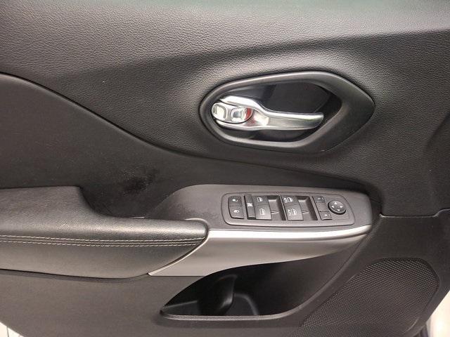 used 2022 Jeep Cherokee car, priced at $24,700