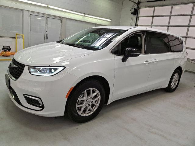 used 2024 Chrysler Pacifica car, priced at $29,400