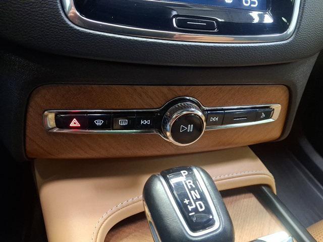 used 2020 Volvo XC90 car, priced at $32,200