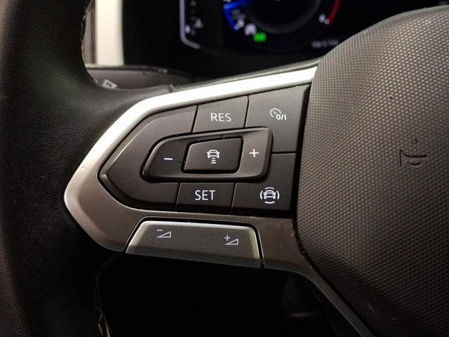 used 2022 Volkswagen Atlas Cross Sport car, priced at $21,900