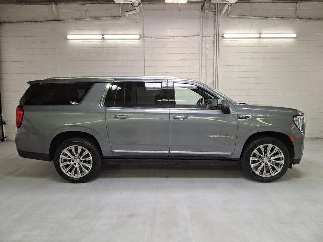 used 2022 GMC Yukon XL car, priced at $61,600