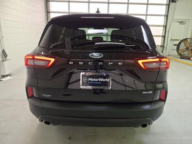 used 2025 Ford Escape car, priced at $29,900