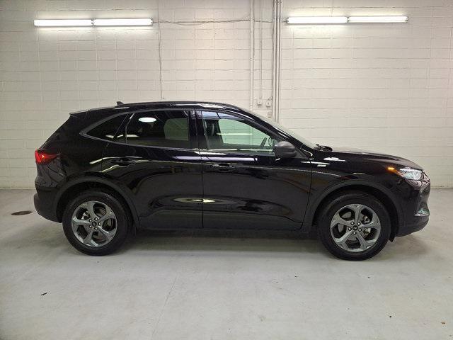 used 2025 Ford Escape car, priced at $29,900