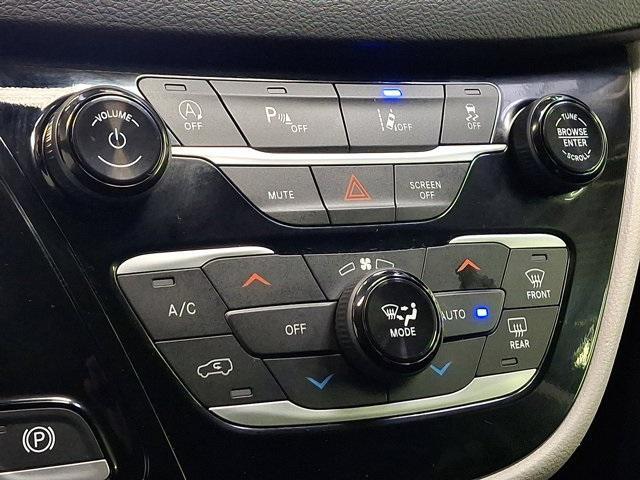 used 2024 Chrysler Pacifica car, priced at $29,600