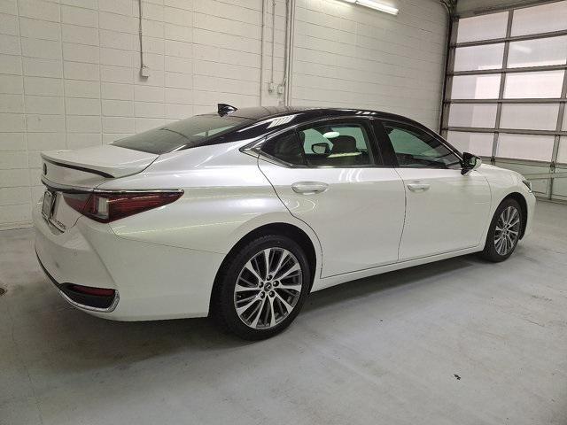 used 2021 Lexus ES 250 car, priced at $28,400