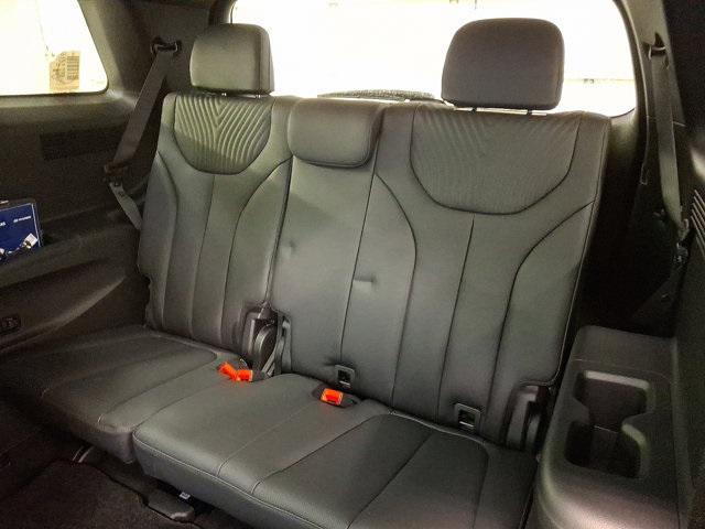 used 2025 Hyundai Palisade car, priced at $51,600