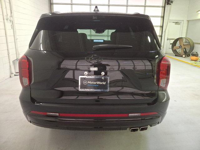 used 2025 Hyundai Palisade car, priced at $45,300