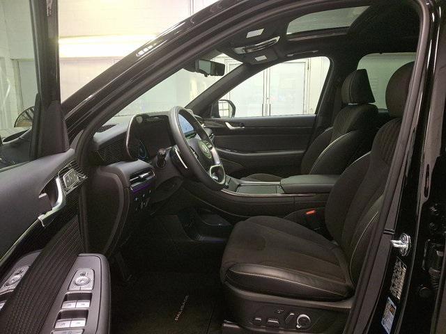 used 2025 Hyundai Palisade car, priced at $45,300