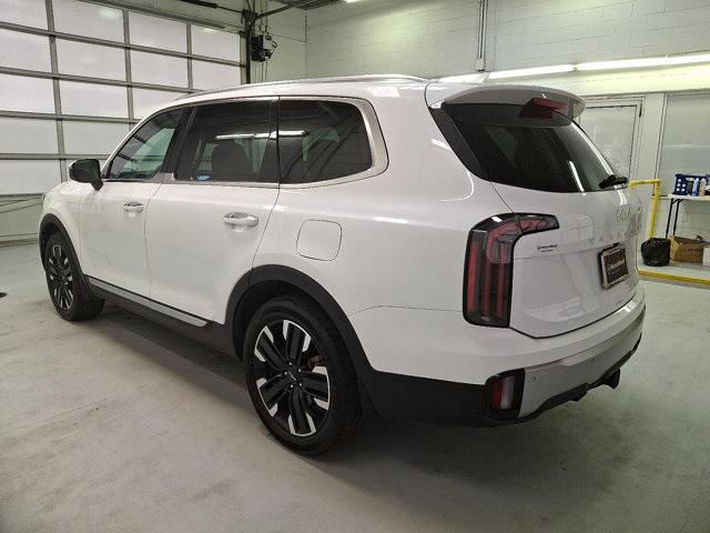 used 2024 Kia Telluride car, priced at $43,100